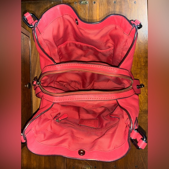 Coach Edie 31 Sunset Red Pebbled Leather w Gunmetal Hardware No. L1782-50123 - Picture 7 of 16